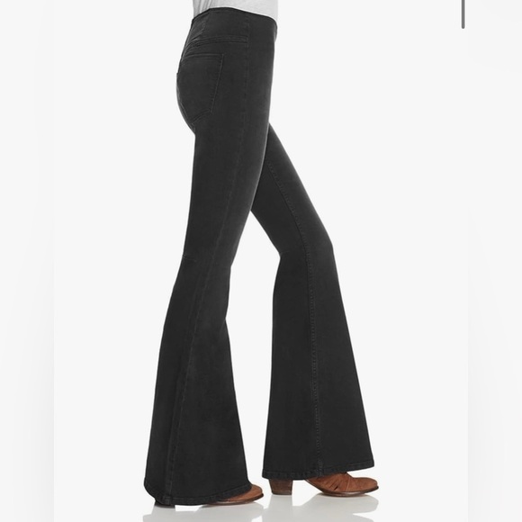 Free People Gummy Denim Penny Flare Jeans - Picture 1 of 9